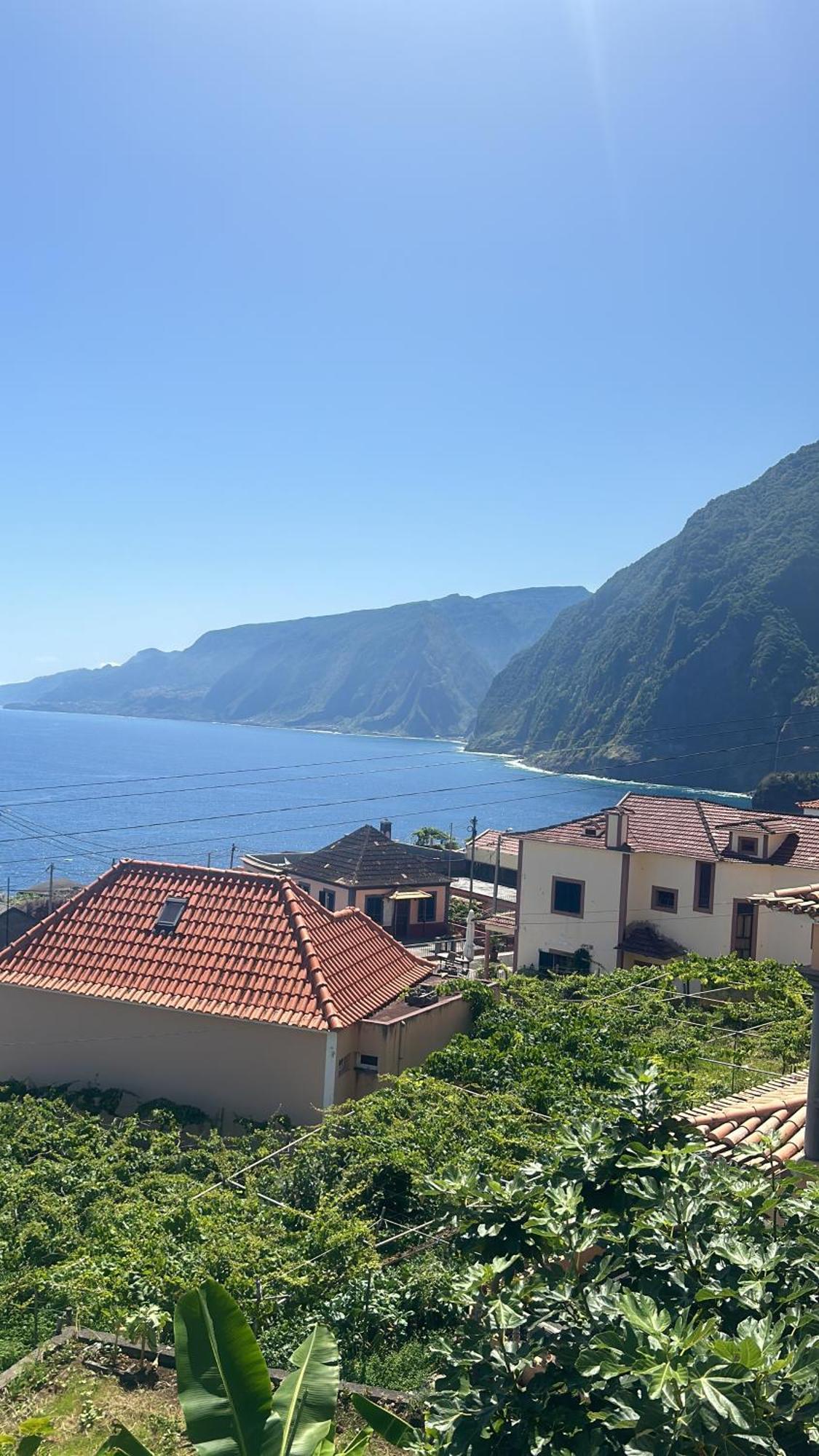 Solmar - Alojamento Porto Moniz Buitenkant foto